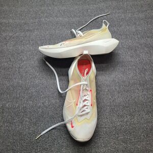 Nike Vista Lite Womens Size 12 White Crimson CI0905-100 Excellent Chunky Mesh